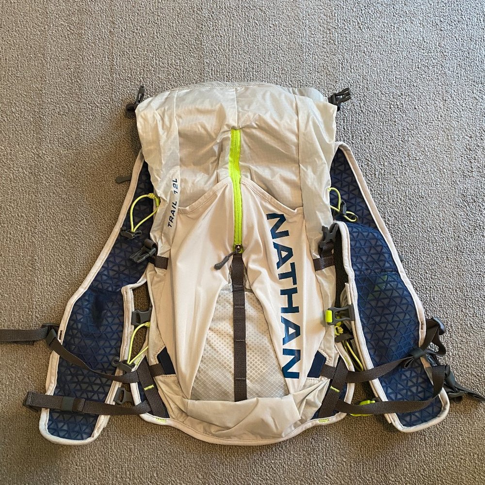Nathan TrailMix Running Vest/Hydration Pack. 12L (12 Liters) for Men and Women